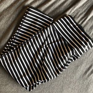 Athleta Striped Capri Leggings XS